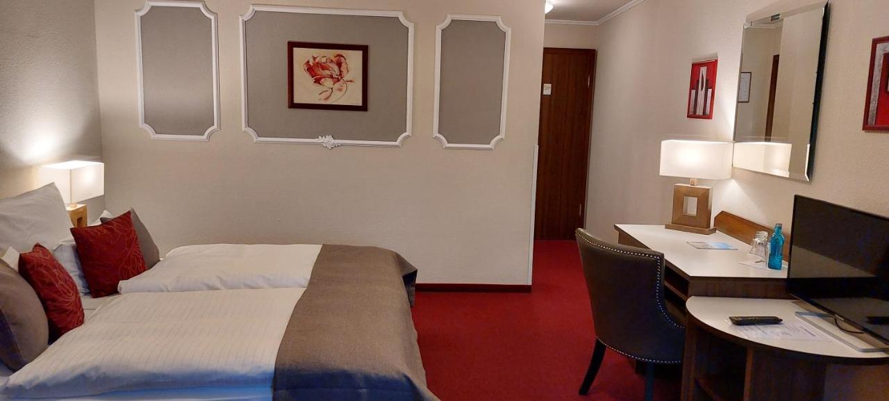 Hotel Weisse Taube Döbeln Dış mekan fotoğraf